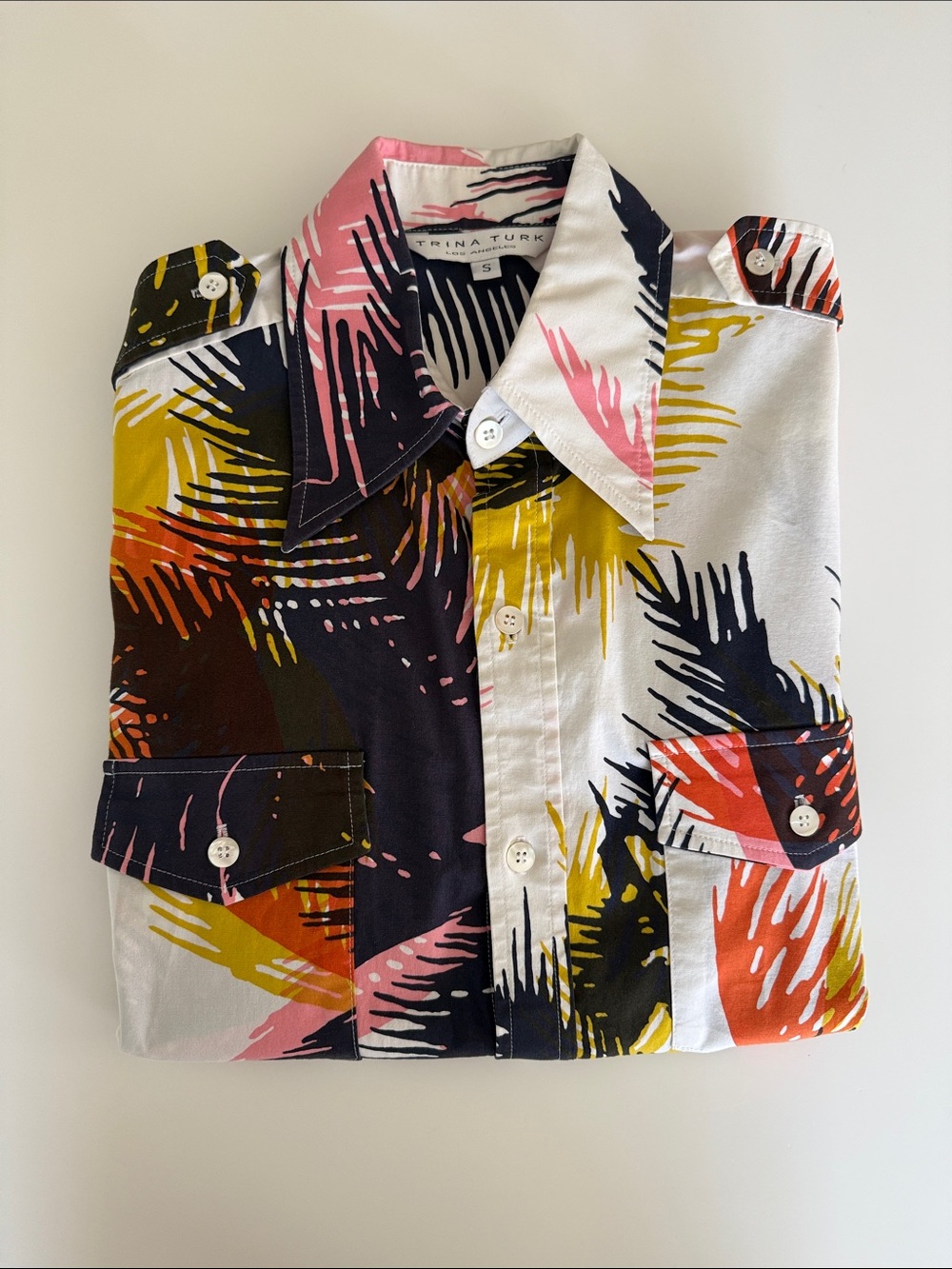 Y2K Trina Turk short sleeve shirt